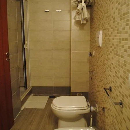 Molo 5 4* Νάπολη